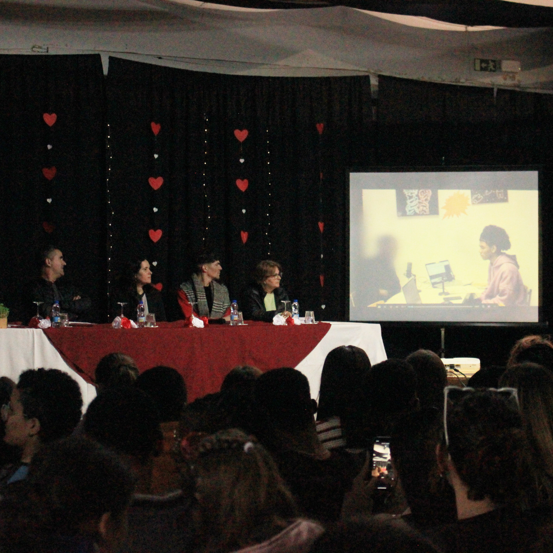 Conferência "Sem Tabus - Vamos falar de sexo?" promoveu debate aberto sobre sexualidade na Escola Profissional e Artística da Marinha Grande